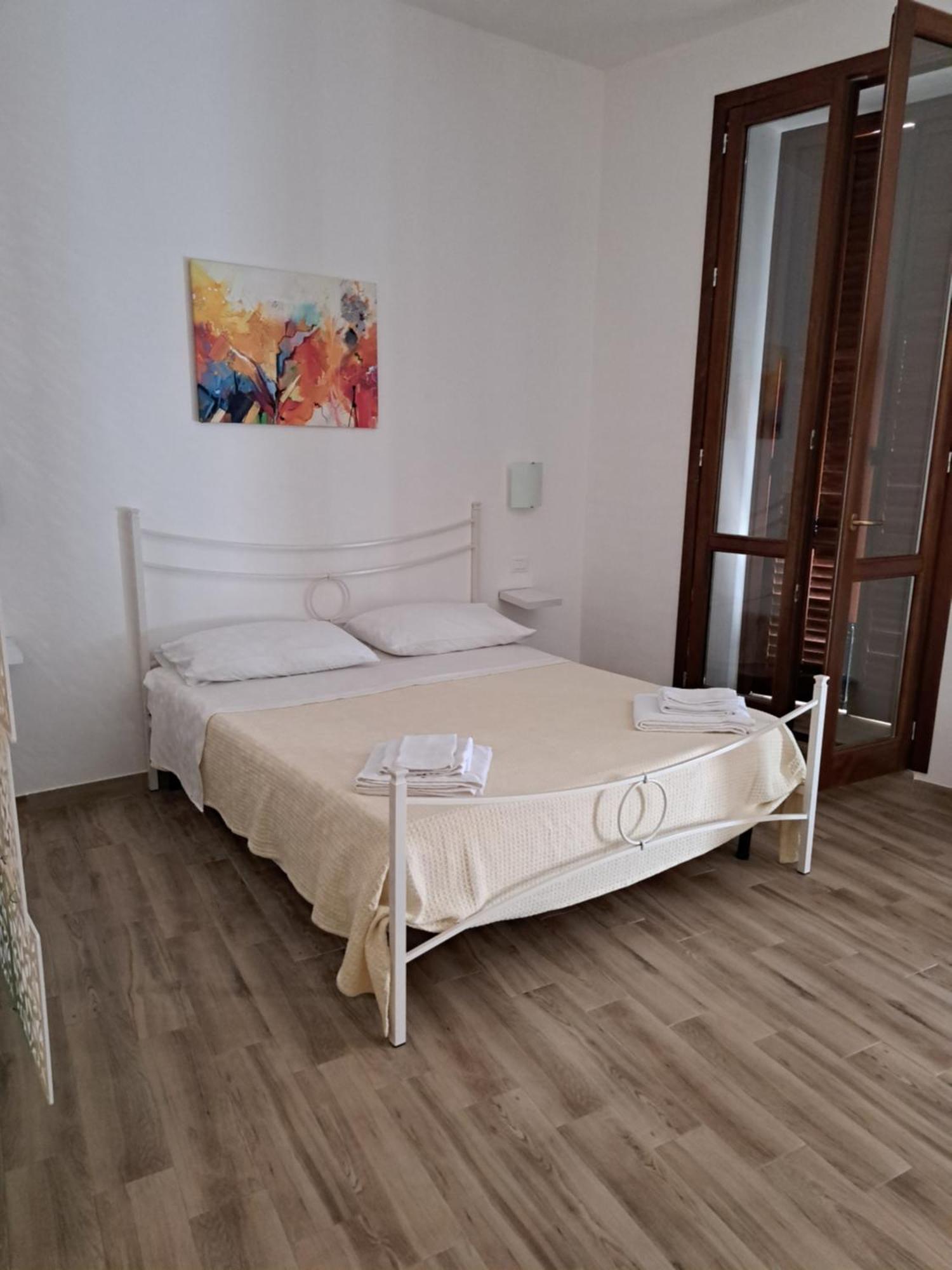 Immacolatella Guest House ปาแลร์โม ภายนอก รูปภาพ